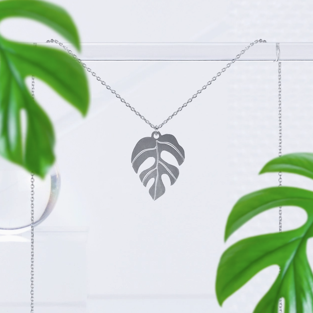 Monstera Necklace