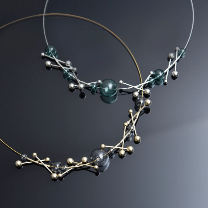 Vevé Necklace