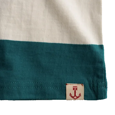 Desmond Tee