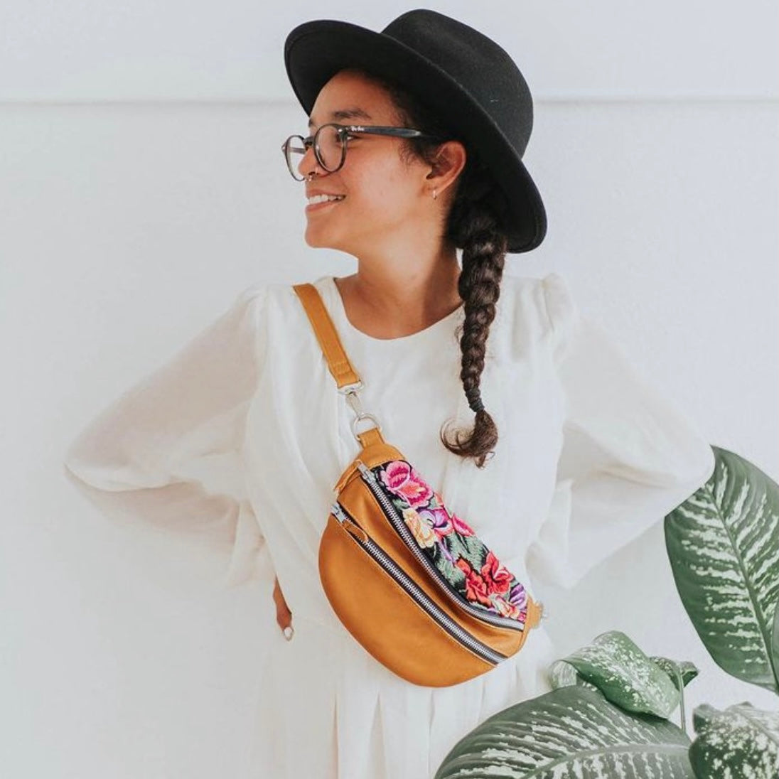 Patzun Sling Bag