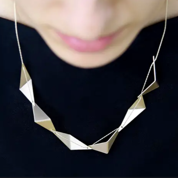 Pleats Necklace