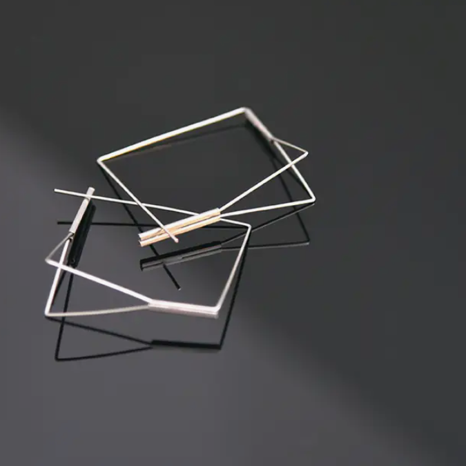 Poise Hoops