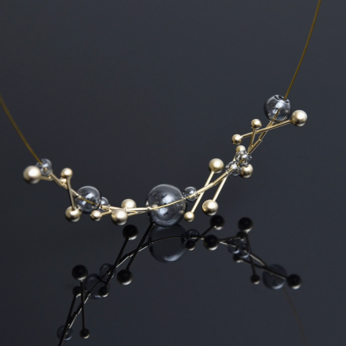 Vevé Necklace